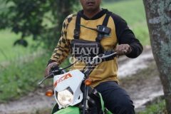 photo_6059710641884739543_y