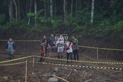 photo_6059710641884739548_y