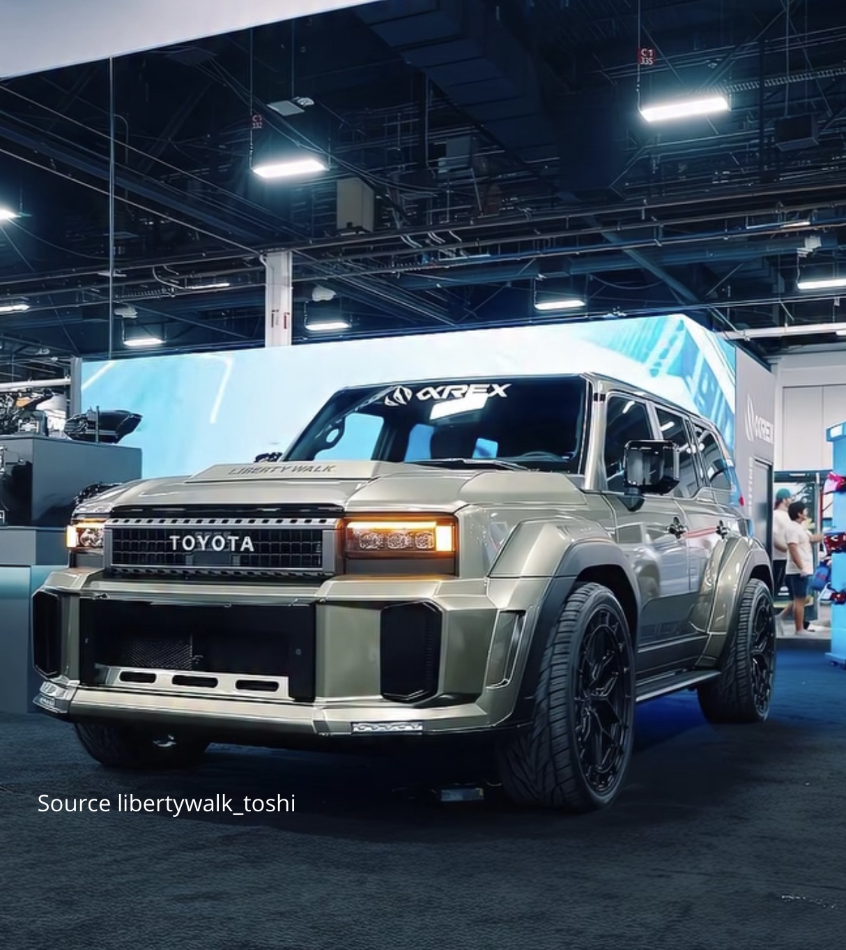 LIBERTY WALK MENGUBAH LAND CRUISER BARU MENJADI MONSTER WIDEBODY BERGAYA JDM