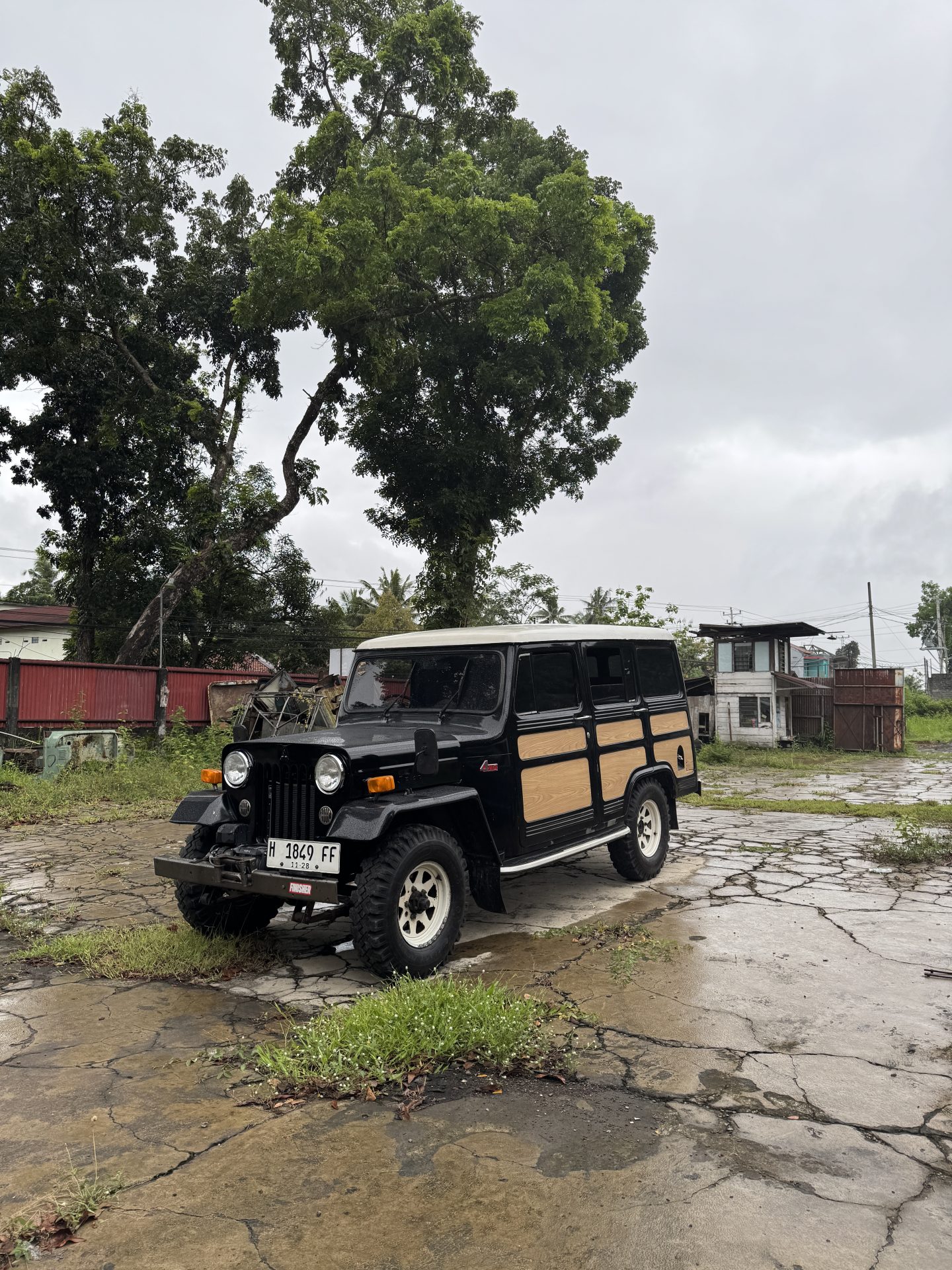 JEEP WILLYS MITSUBISHI KOLABORASI ANTARA AMERIKA DAN JEPANG
